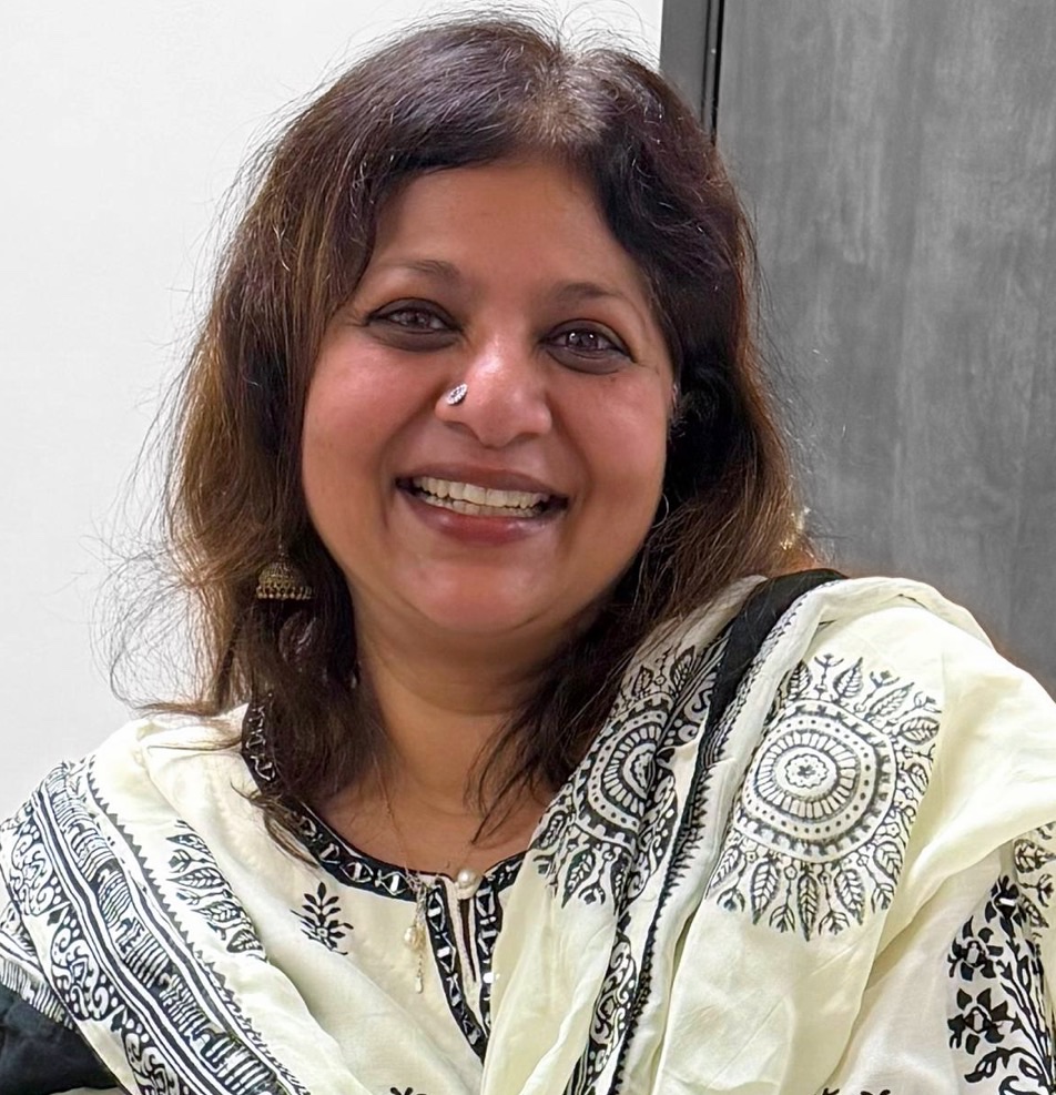 headshot of Shailaja Dixit