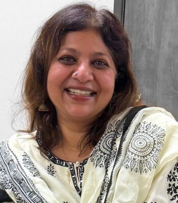 headshot of Shailaja